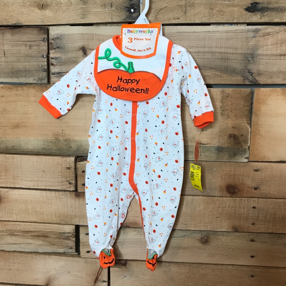 Babies first Halloween 3 piece set 0-3 mo NWT
